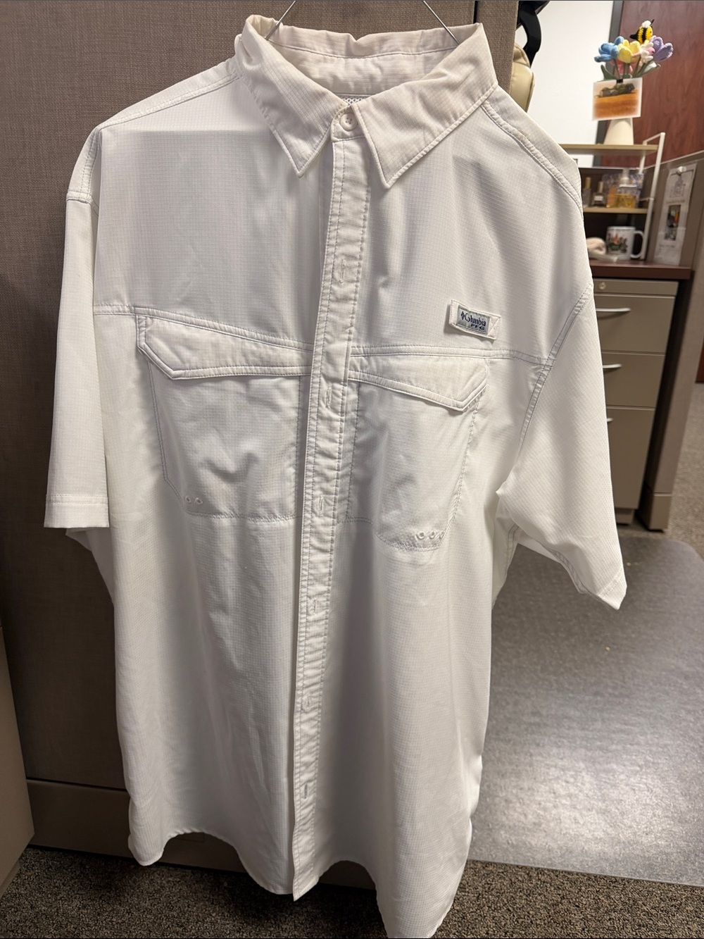 Columbia White Short Sleeve Button-Down Performance Shirt